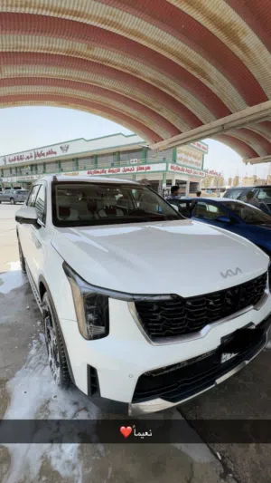 كيا سورنتو 2024 فول مواصفات ماعدى بانوراما