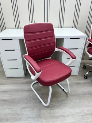 كرسي انتظار جلد هاي كوالتي كرسي للشركات كرسي للعيادات كرسي بحمل اوزان جلسه طبيه مميزة