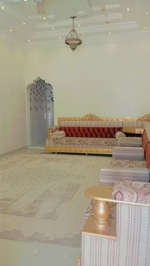 300 m2 4 Bedrooms Townhouse for Rent in Al Sharqiya Ja'alan Bani Bu Ali