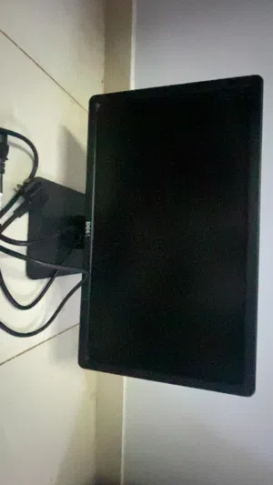 14 Dell monitors for sale  in Al Batinah