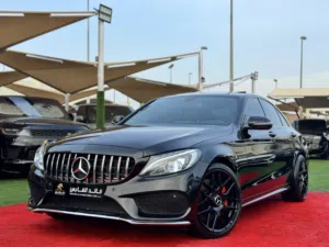 مرسيدس بنز C43 AMG 2018 أورجينال بحالة الوكالة التامة وسعر عرض ممتاز.