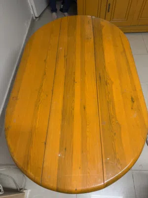 Foldable table