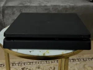 Play station 4slim 500GB