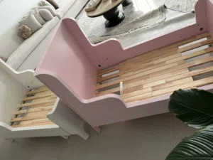 2 kids beds