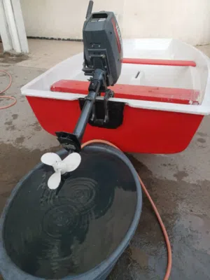 فلوكه بحريه