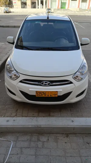good candishan 1200 cc  ac good injan good gaar good