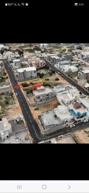 للبيع في مقسم المقريف مقابل المستوصف الجديد خله الفرجان شارع البل عرض الشارع 12مساحة الارض600متر الو