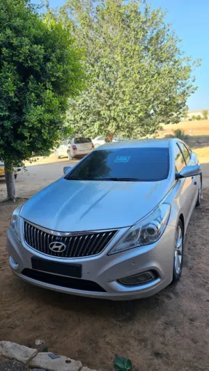 هونداي.ازيره 20012.اصليه.محرك.30.جمرك.رساله.مفتوحه.
