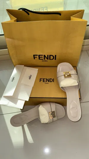 Fendi shows