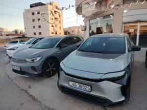 تويوتا bz4x وهوندا NS1 2023