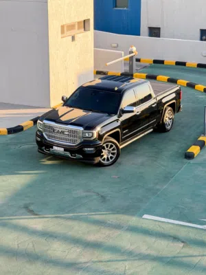 Used GMC Sierra in Kuwait City