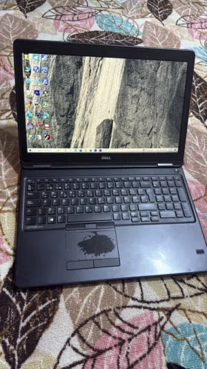 Dell latitude E5550