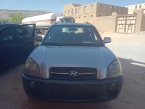 للبيع توسان ديزل 2005 بضاعه نظيف بسعر 12الف سعودي والمشتري المقطف مانختلف