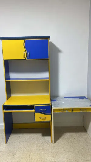 طاولتين مكتب