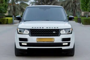 للبيع فقط:رينج روفر فوج 8V سوبر جرج موديل:2013 المستخدم الاول بحالة الوكالة