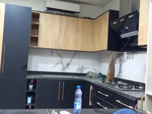 مطبخ جاهز للبيع خالي من العيوب للبيع  لاستفسار على الرقم