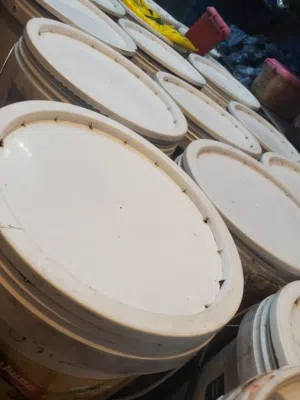 سطول من حق المعسلات للبيع قوي جداً ماركت الجوده حجم 20كم