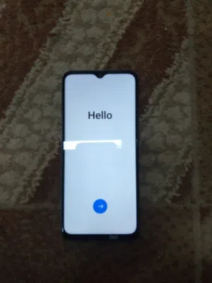 هاتف ممتاز و شغال مئة بالمئة