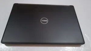 6"Laptop dell latitude 5580 i7 15