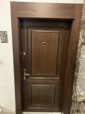 باب خشب ثقيل خارجي للبيع كامل