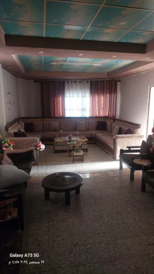 130 m2 2 Bedrooms Apartments for Sale in Zarqa Russayfah