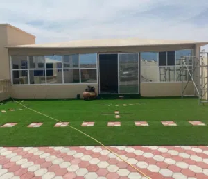 جلسات و خيام و مظلات