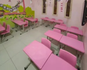 طاولات كراسي