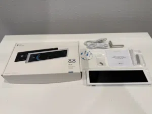 TURZX/TURING Smart Screen - 8.8 Inch, IPS Panel, 1920x480, USB-C, PC Case Screen white