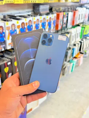 Apple iPhone 12 Pro Max 256 GB in Baghdad