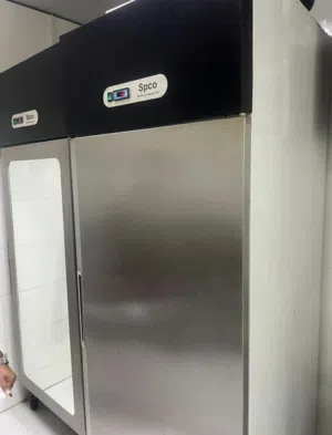ثلاجه  للبيع