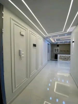 عادل 