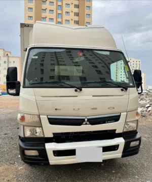 Used Mitsubishi Fuso in Muscat