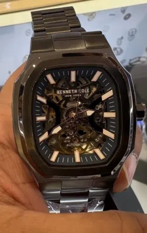Automatic Others watches  for sale in Al Dhahirah