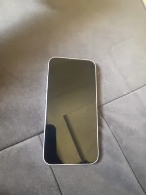 مامبدل في اي قطعه وأموره فوق الطيبه iPhone 14