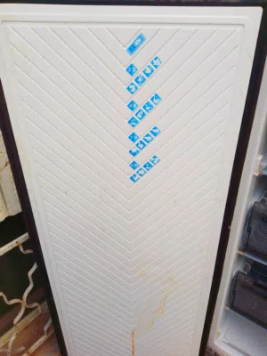فريزر بحاله ممتازه