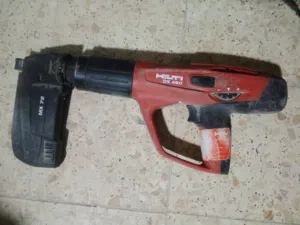 للبيع المستعجل فرد ماركة HILTI DX 460طلق للبيع بحالة جيدة جدا