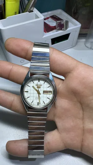 Seiko 5 Automatic ساعة