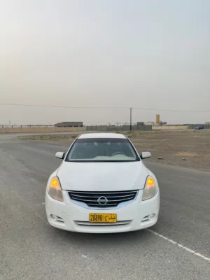 Used Nissan Altima in Al Batinah