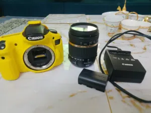 كاميرة كانون 60D