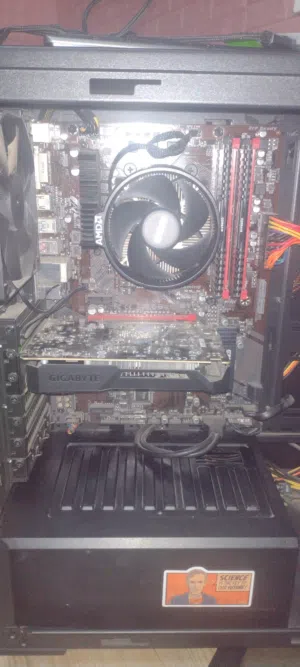 كرت شاشة RTX1050TI نظيفة جداً و غير مكسور السرعة ولا مرة