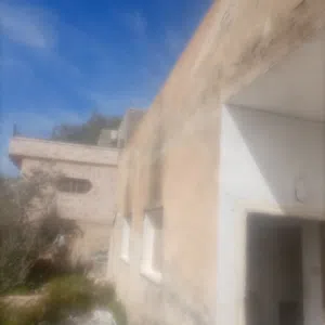 110 m2 2 Bedrooms Townhouse for Sale in Zarqa Russayfah