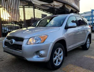 Used Toyota RAV 4 in Sana'a