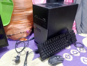 كمبيوتر Dell مع كيبورد و ماوس و تحويله من hdالى hdm, و واير و نت لا سلكي