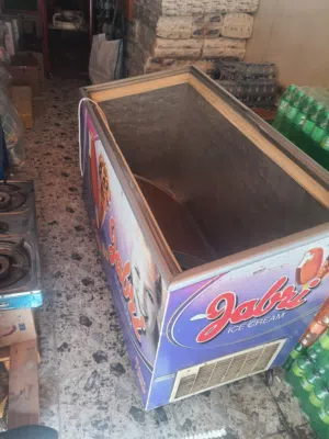 ثلاجه ببسي وثلاجه بوظه للبيع