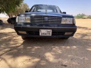 Used Toyota Crown in Sirte