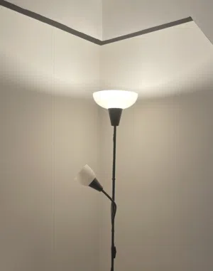 مصباح أرضي( إيكيا )IKEA TÅGARP للبيع