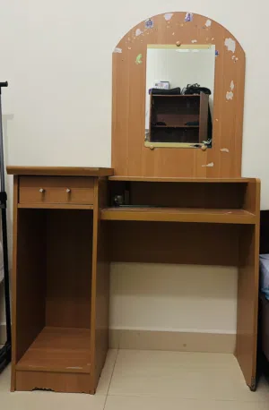 Dressing table