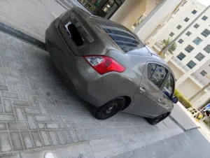 للبيع نيسان صني