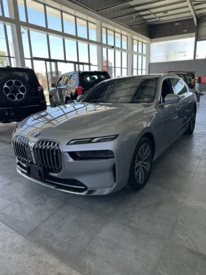 BMW I7 M50 2024 وارد امريكي كلين تايتل