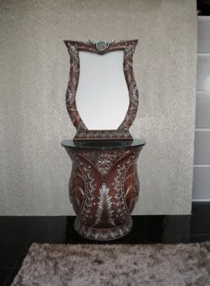 Single basin with mirror luxury design